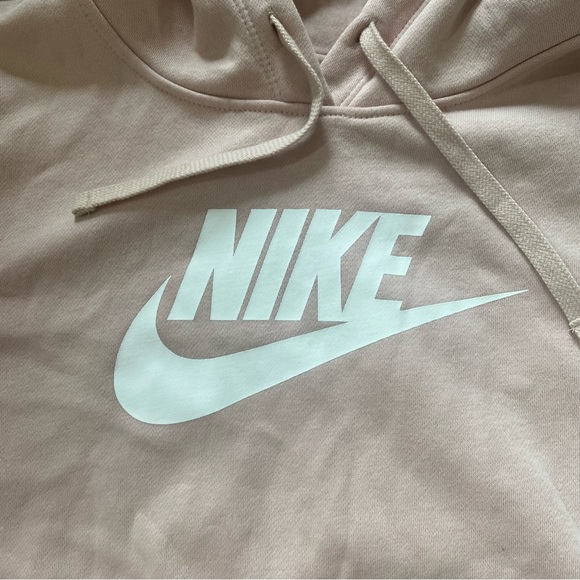Nike light pink drawstring hoodie size M with a big pocket - Picture 3 of 7